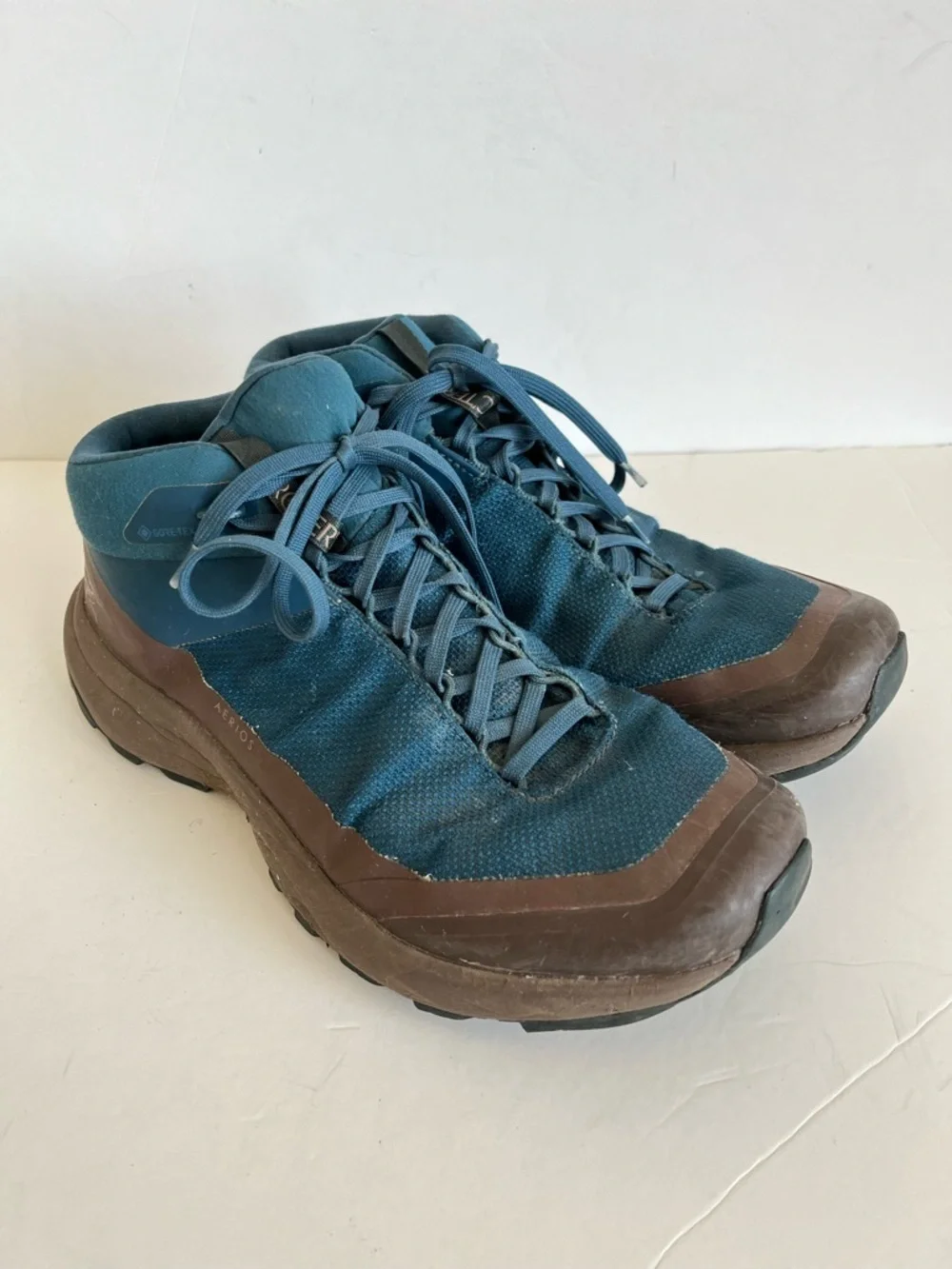 Arc'teryx Blue Aerios Mid GTX Gore-Tex Hiking Shoes sneakers Size men8 /women9